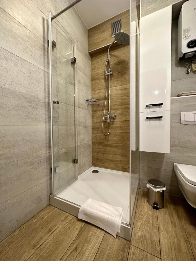 Jazz Apartament Czestochowa Centrum 2-Bedroom Bagian luar foto